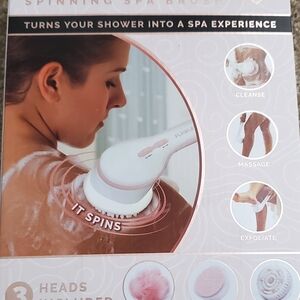 LAWLESS Pink Spinning Spa Brush